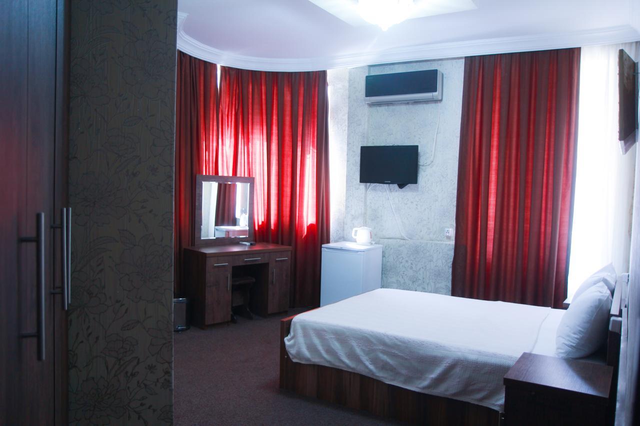 New Palace Shardeni Tiflis Dış mekan fotoğraf