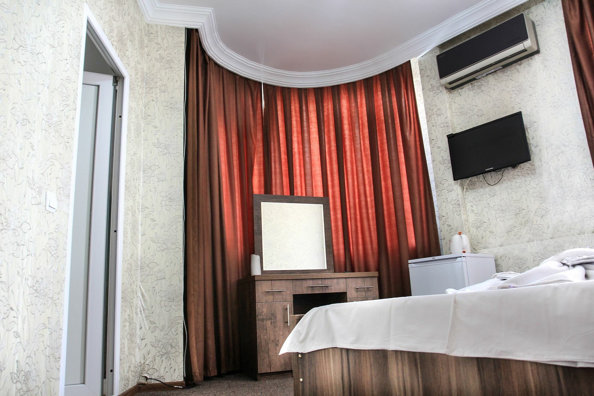 New Palace Shardeni Tiflis Dış mekan fotoğraf